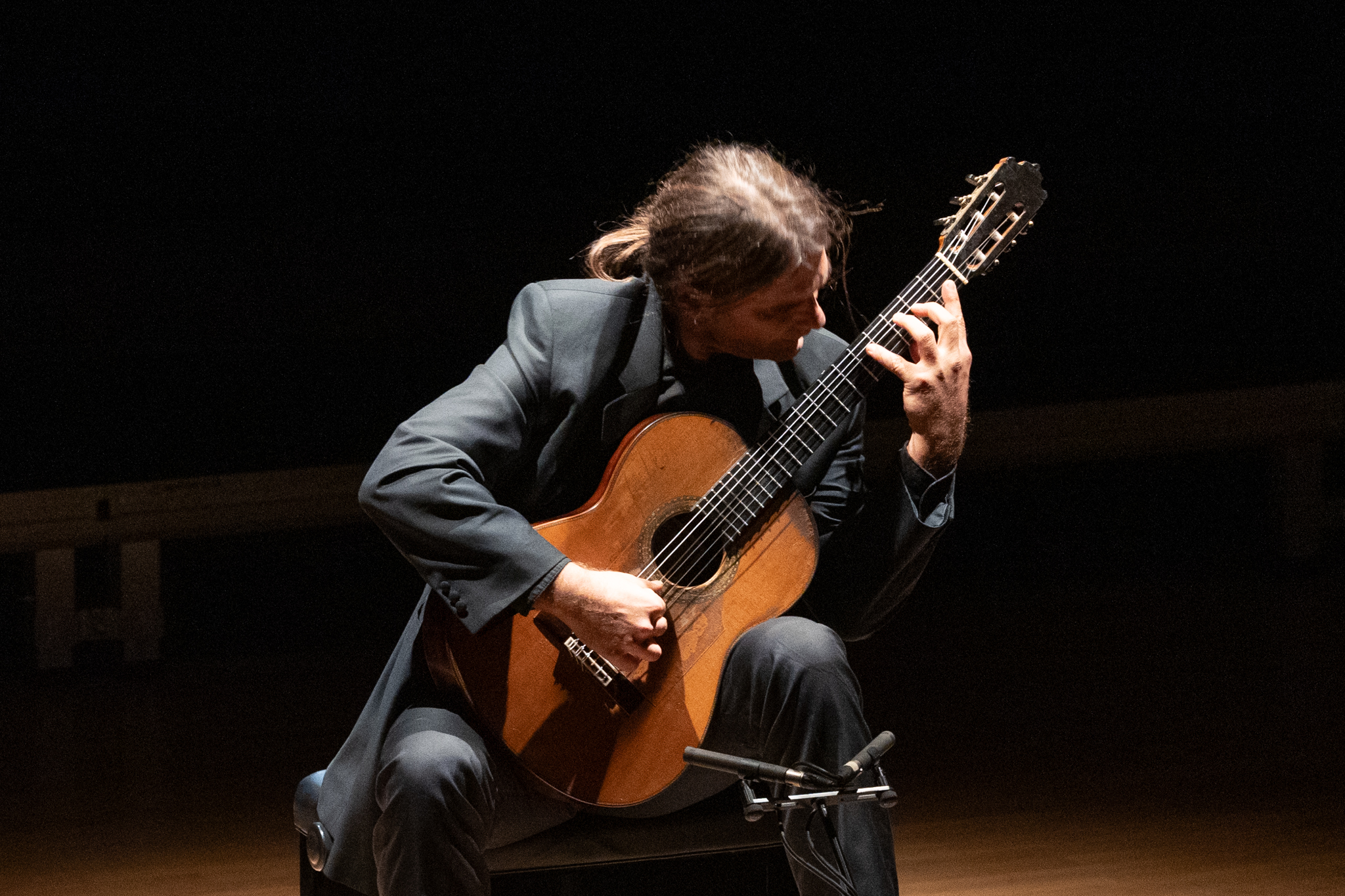 2026. Krešimir Bedek, gitara